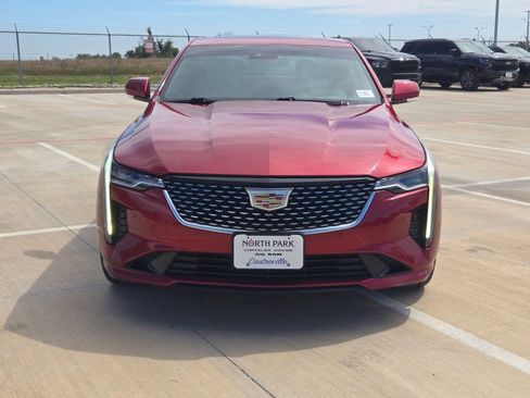 Used 2022 Cadillac CT4 Premium Luxury RWD image 8