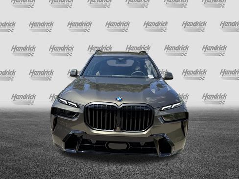 New 2027 BMW X7 xDrive40i w/ M Sport Package AWD/4WD image 3