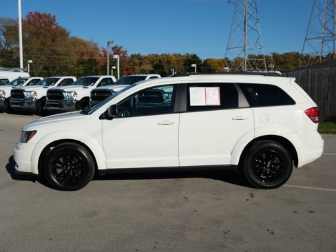 Used 2020 Dodge Journey SE w/ Blacktop Package image 10