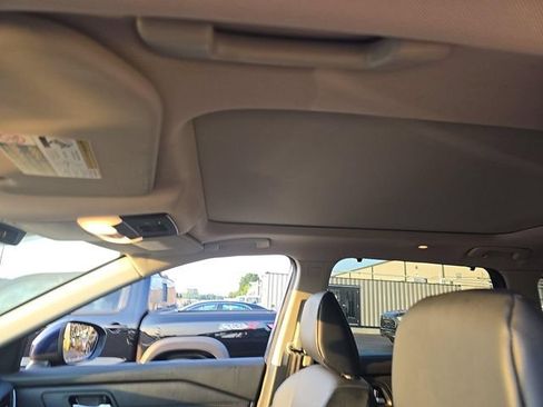 Certified 2025 Nissan Rogue SV w/ SV Premium Package FWD image 2