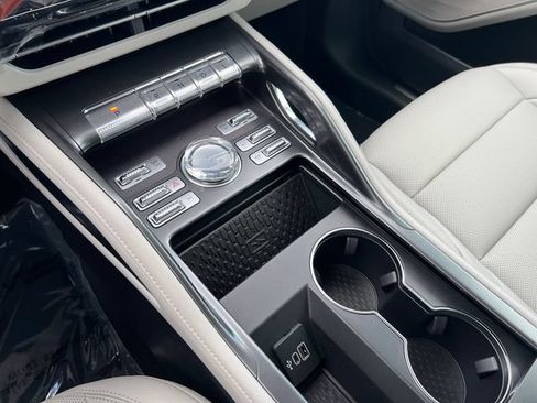 New 2026 Lincoln Nautilus Premier AWD/4WD image 27