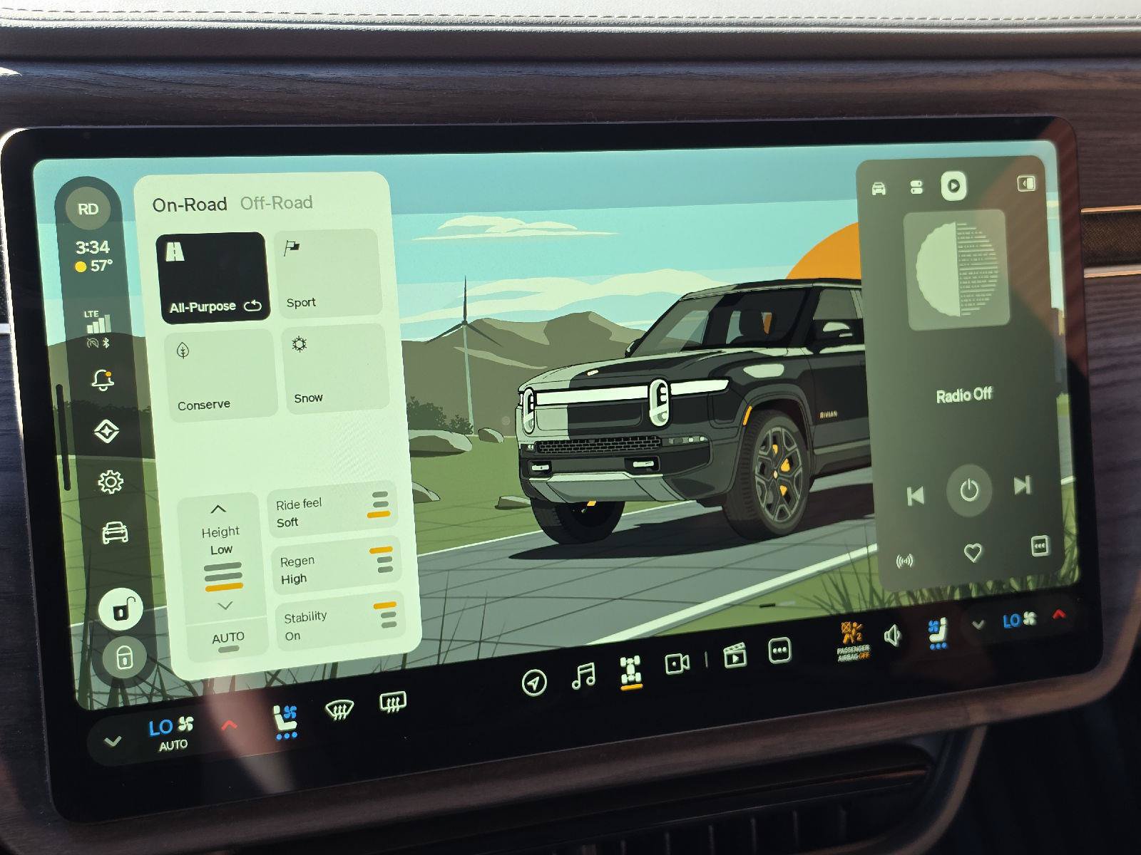 Used 2023 Rivian R1S Adventure Quad AWD/4WD image 17