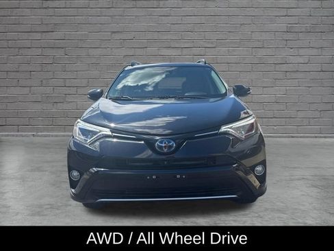 Used 2016 Toyota RAV4 Limited AWD/4WD image 9