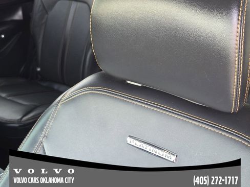 Used 2022 Ford Expedition Platinum image 14