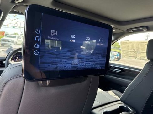 New 2026 Chevrolet Tahoe Premier AWD/4WD image 18