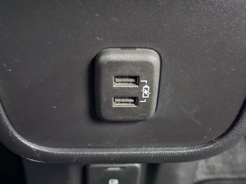 Certified 2022 Chevrolet Equinox Premier FWD image 28