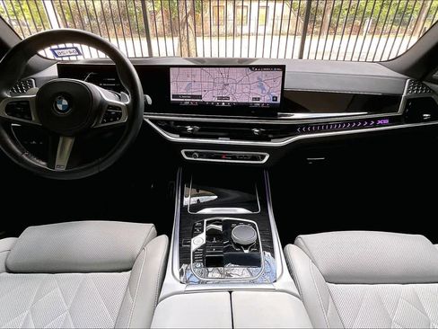 Certified 2024 BMW X5 xDrive40i w/ M Sport Package image 15