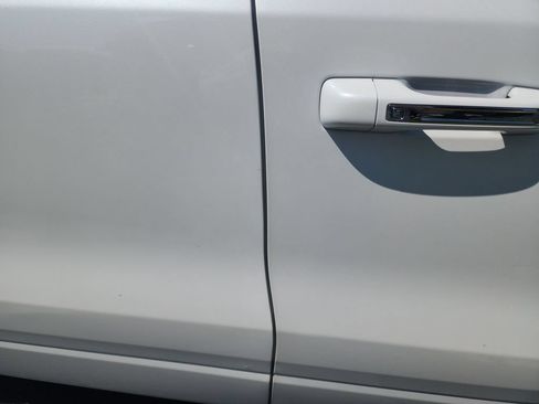 Used 2020 RAM 1500 Laramie AWD/4WD image 45