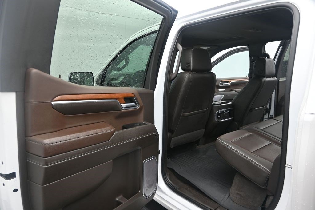 Used 2022 GMC Sierra 1500 Denali w/ Denali Reserve Package RWD image 11