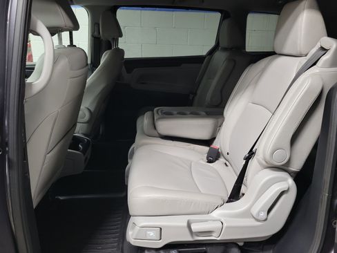 Used 2019 Honda Odyssey Touring image 13