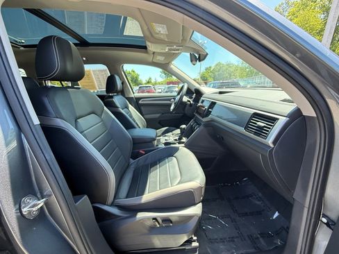 Used 2022 Volkswagen Atlas SEL Premium AWD/4WD image 29