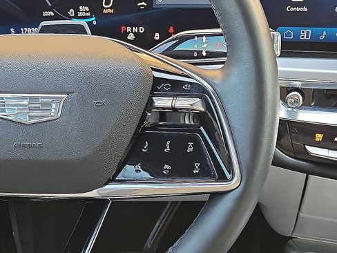 Used 2024 Cadillac Lyriq Sport RWD image 21