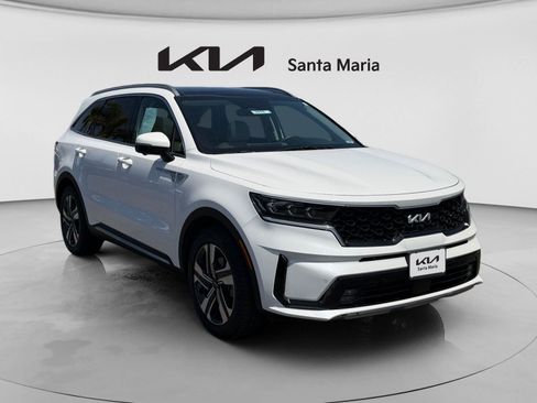Certified 2023 Kia Sorento SX Prestige w/ Panoramic Sunroof Package AWD/4WD image 1