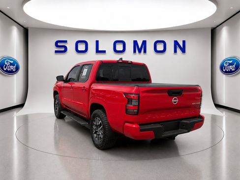Used 2022 Nissan Frontier SV AWD/4WD image 7