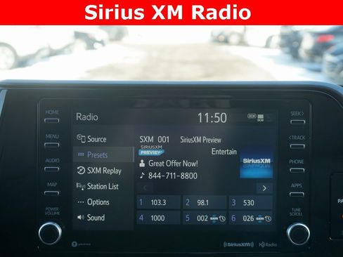 Used 2022 Toyota Highlander XLE image 10