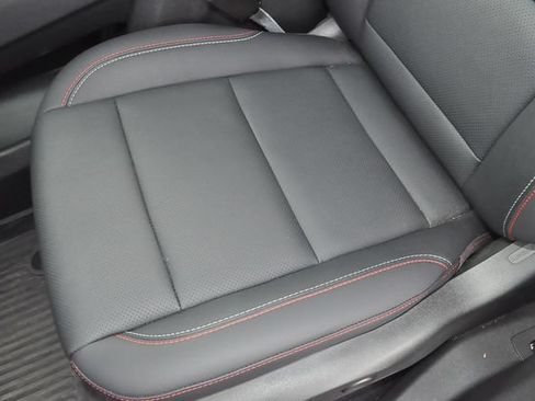Used 2025 Chevrolet Traverse Z71 w/ Driver Confidence Package AWD/4WD image 11