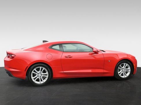 Used 2021 Chevrolet Camaro LS RWD image 5