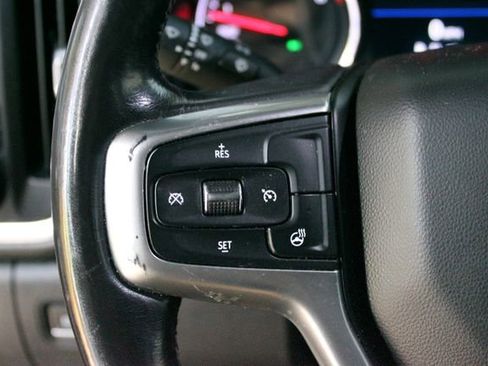 Used 2019 Chevrolet Silverado 1500 LTZ w/ Z71 Off-Road Package AWD/4WD image 16
