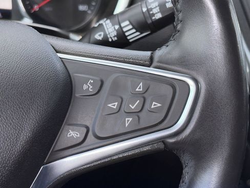 Used 2019 Chevrolet Equinox LT w/ Driver Convenience Package FWD image 22