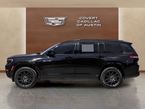 Used 2025 Jeep Grand Cherokee L Summit AWD/4WD image 2