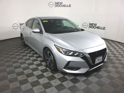 Certified 2020 Nissan Sentra SV image 3