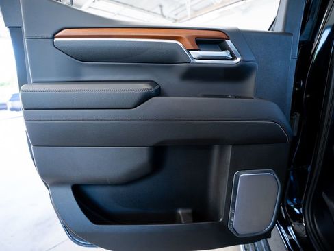 Used 2023 GMC Sierra 1500 Denali w/ Denali Reserve Package image 45