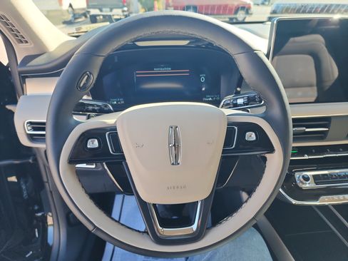 New 2026 Lincoln Corsair Premiere image 39