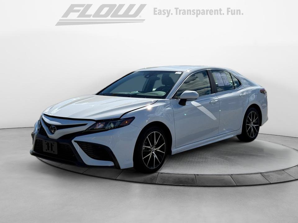 Used 2023 Toyota Camry SE FWD image 4