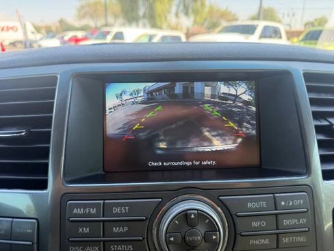 Used 2014 Nissan Armada Platinum w/ Platinum Reserve Package AWD/4WD image 23