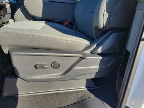 New 2025 Ford F350 XLT w/ FX4 Off-Road Package image 25