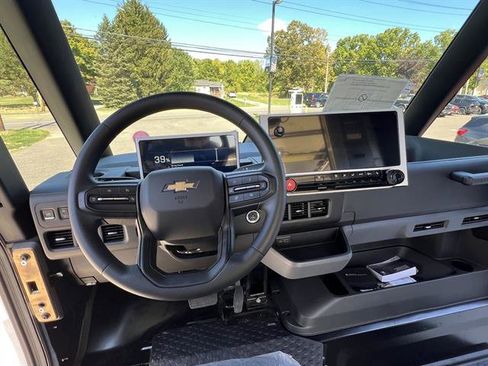 New 2025 Chevrolet Brightdrop 400 w/ Battery Pack, Max Range image 12