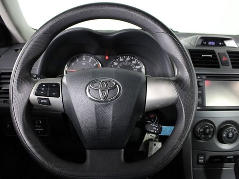 Used 2013 Toyota Corolla S image 8