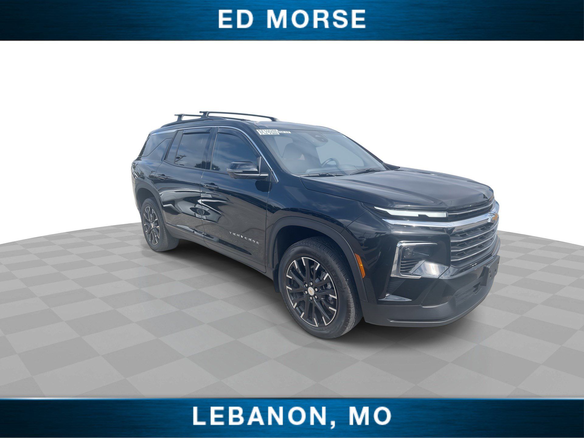 Used 2026 Chevrolet Traverse LT w/ Sun and Wheel Package FWD image 2