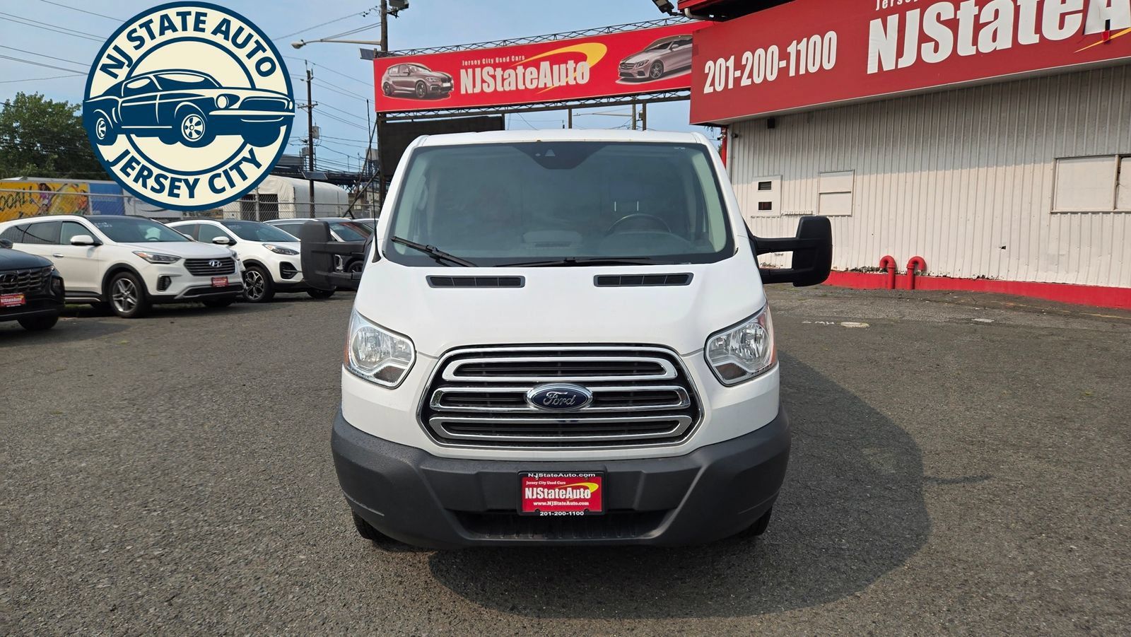 Used 2017 Ford Transit 250 130 Low Roof w/ Premium Package RWD image 2