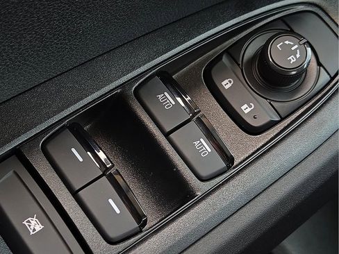 New 2026 Subaru Crosstrek 2.0i Premium AWD/4WD image 18