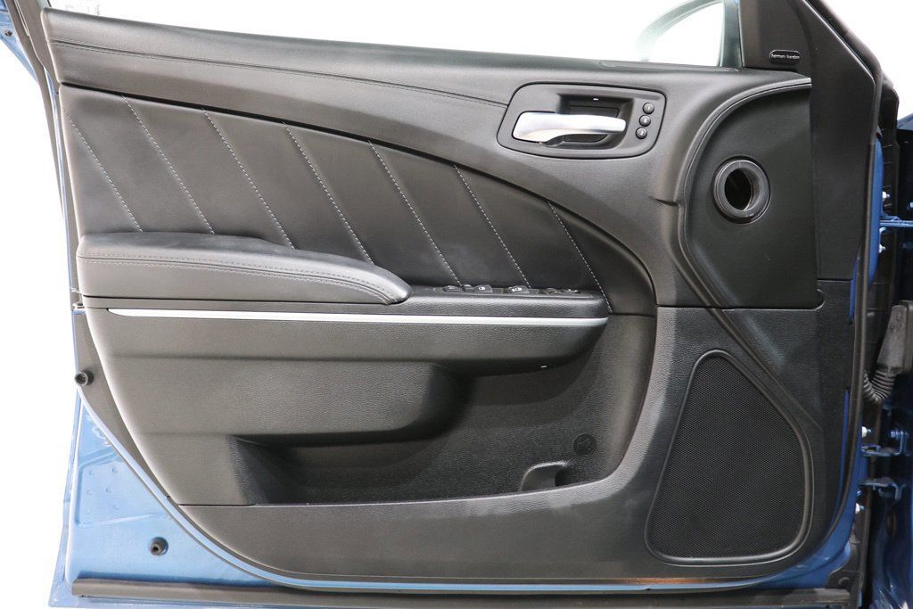 Used 2022 Dodge Charger Scat Pack w/ Plus Group RWD image 19