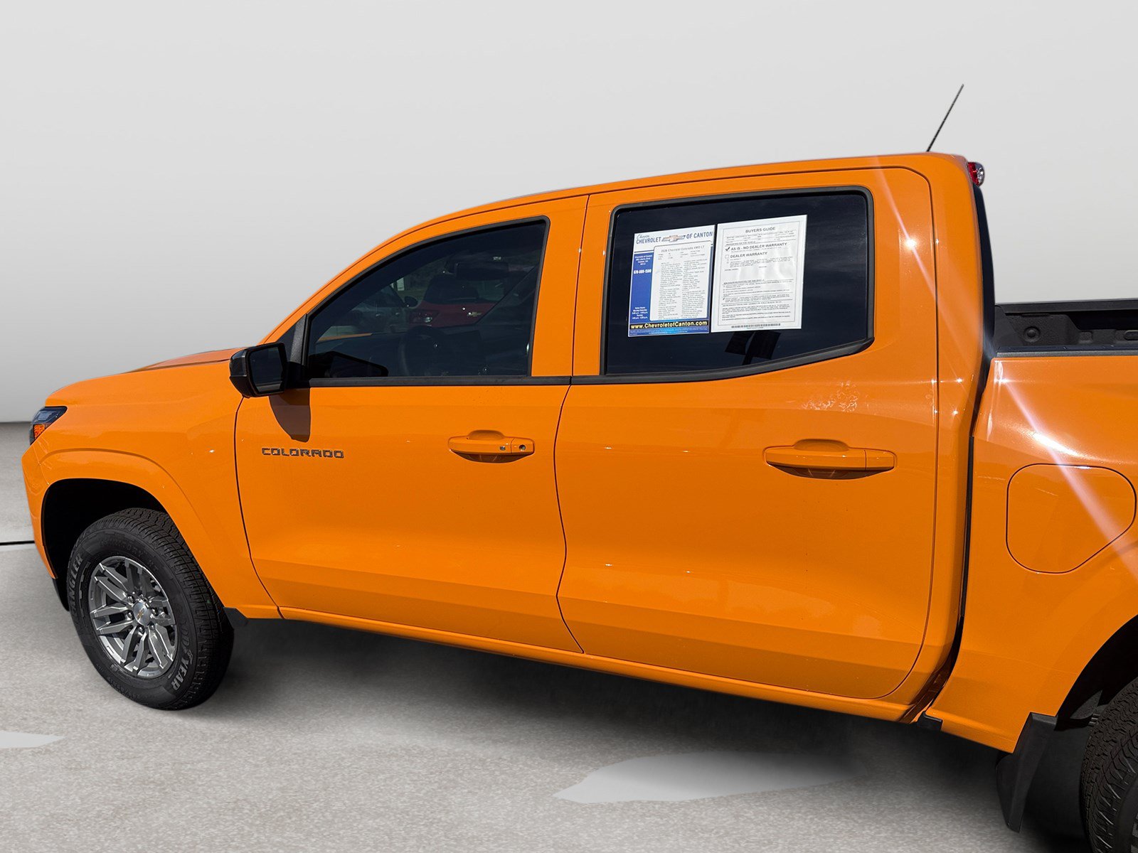 Used 2026 Chevrolet Colorado LT w/ LT Convenience Package AWD/4WD image 11