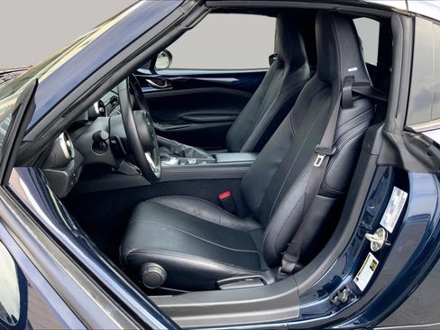 Used 2025 MAZDA MX-5 Miata RF Grand Touring RWD image 6