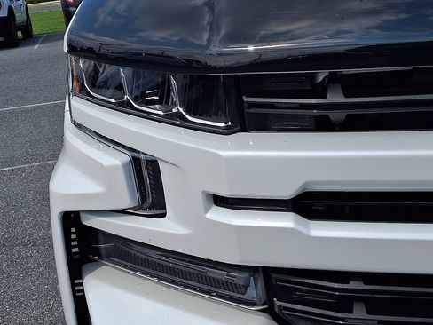 Used 2019 Chevrolet Silverado 1500 RST w/ All-Star Edition AWD/4WD image 9
