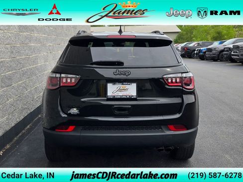 Used 2022 Jeep Compass Latitude w/ Convenience Group AWD/4WD image 4