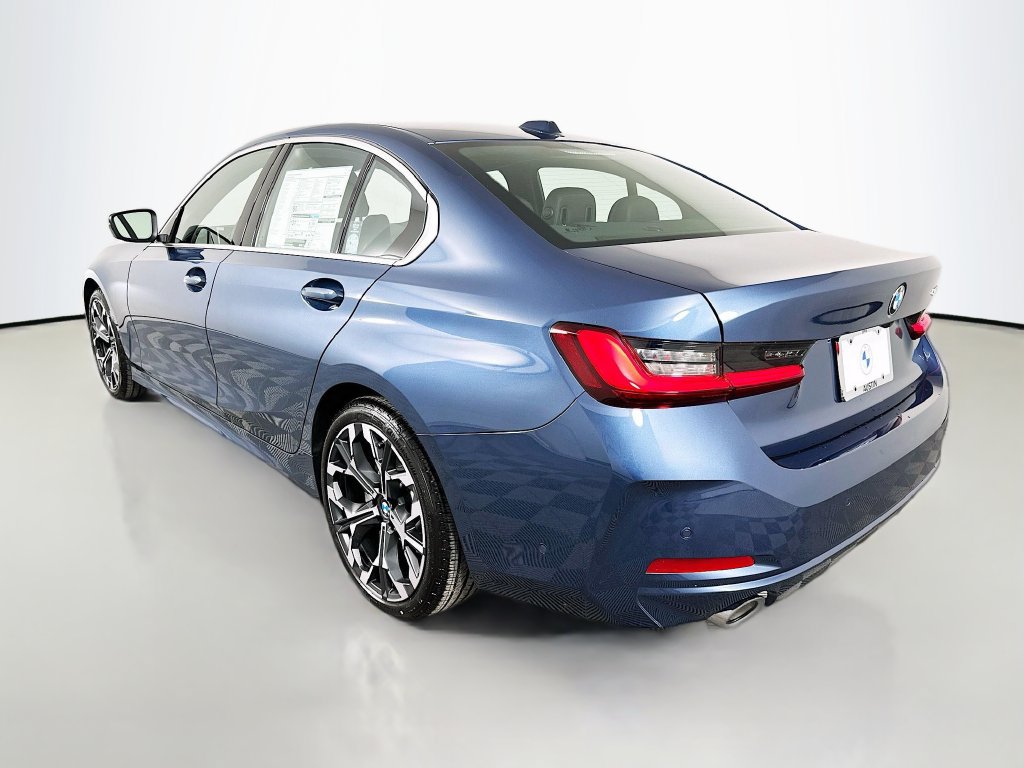 Used 2026 BMW 330i Sedan w/ Convenience Package RWD image 7