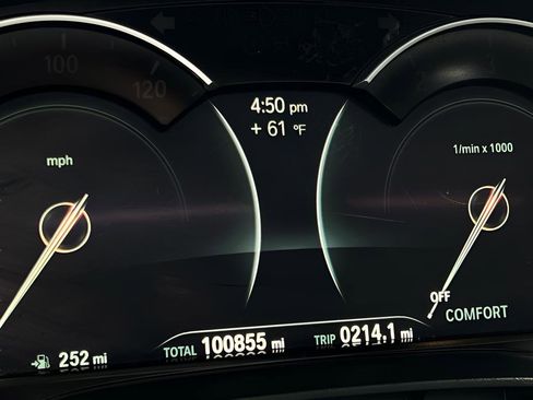 Used 2019 BMW 530i xDrive w/ Convenience Package image 41