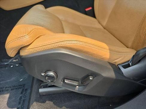 Used 2017 Volvo XC90 T8 Inscription w/ Vision Package AWD/4WD image 26