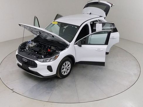 Certified 2023 Ford Escape Active image 40
