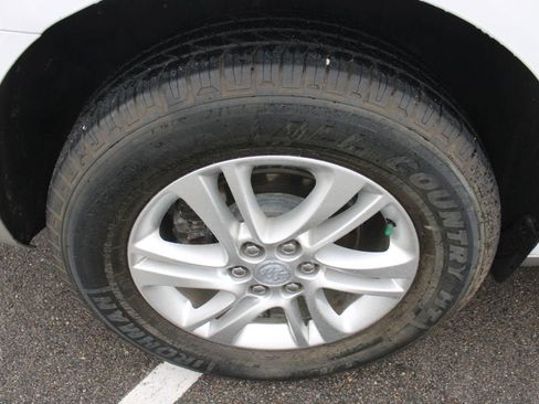 Used 2020 Buick Enclave Essence FWD image 26