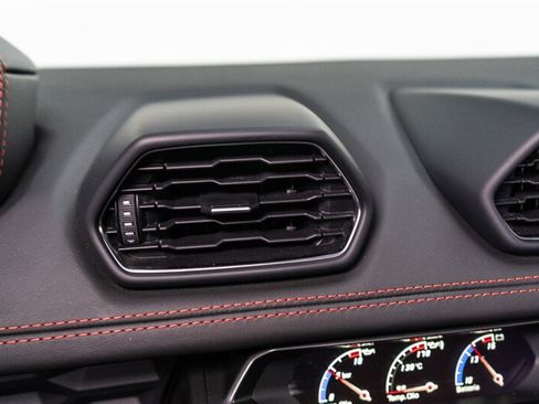 Used 2016 Lamborghini Huracan LP 580-2 RWD image 82