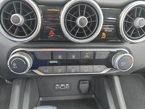 Used 2022 Nissan Sentra SV image 22