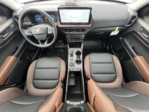 New 2025 Ford Bronco Sport Outer Banks w/ Sasquatch Outer Banks Package AWD/4WD image 26