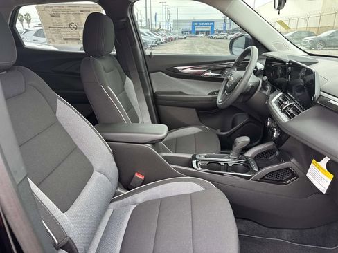 New 2026 Chevrolet TrailBlazer LT image 11