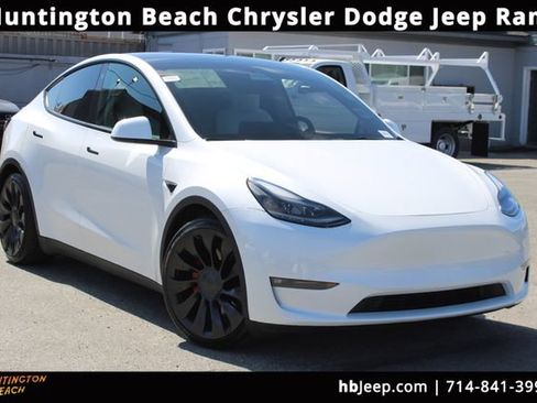 Used 2022 Tesla Model Y Performance AWD/4WD image 1